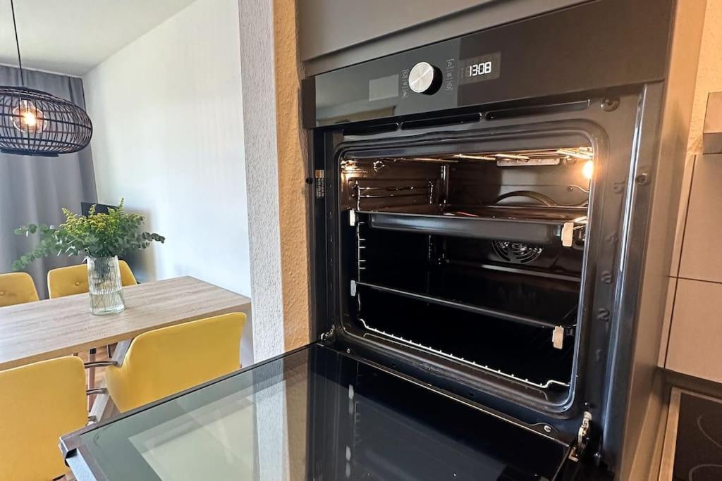 Beautiful 2-Room Apartment With Balkony In ויליך מראה חיצוני תמונה
